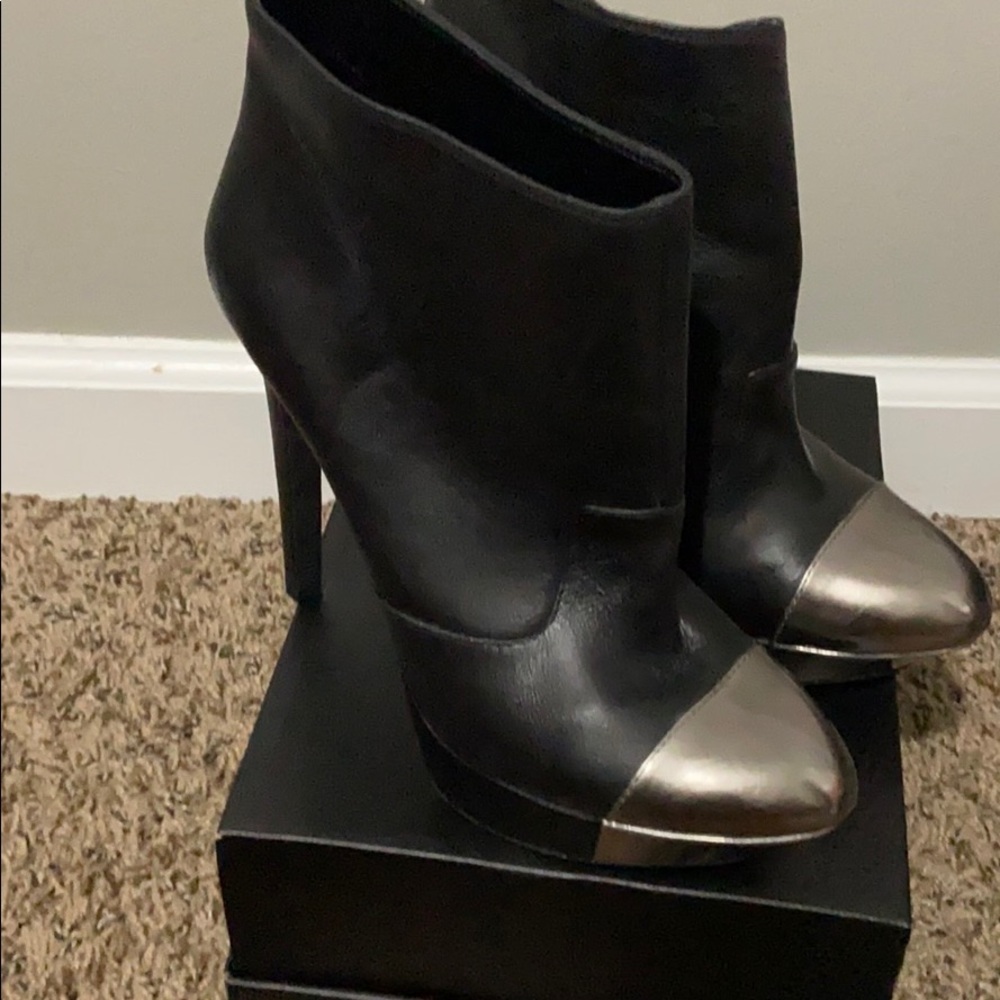 Jessica Simpson boots
